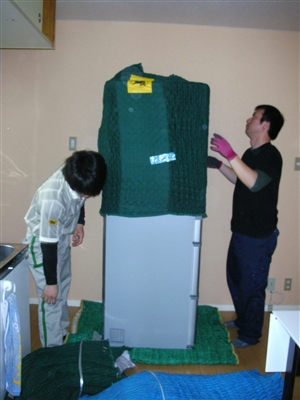 大型荷物の代表、冷蔵庫を送る画像